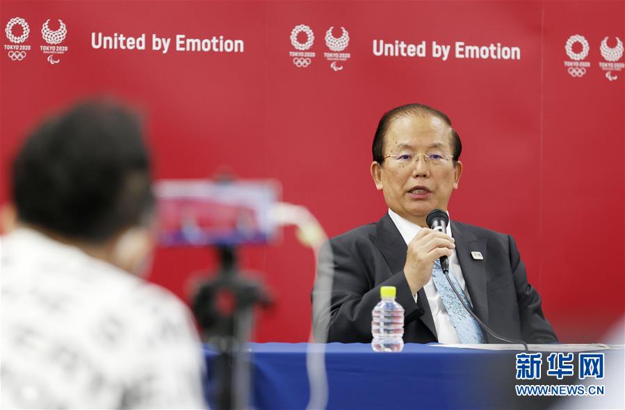 (体育·图文互动)(2)东京奥组委首席执行官:没人能百分之百承诺奥运会能如期举行