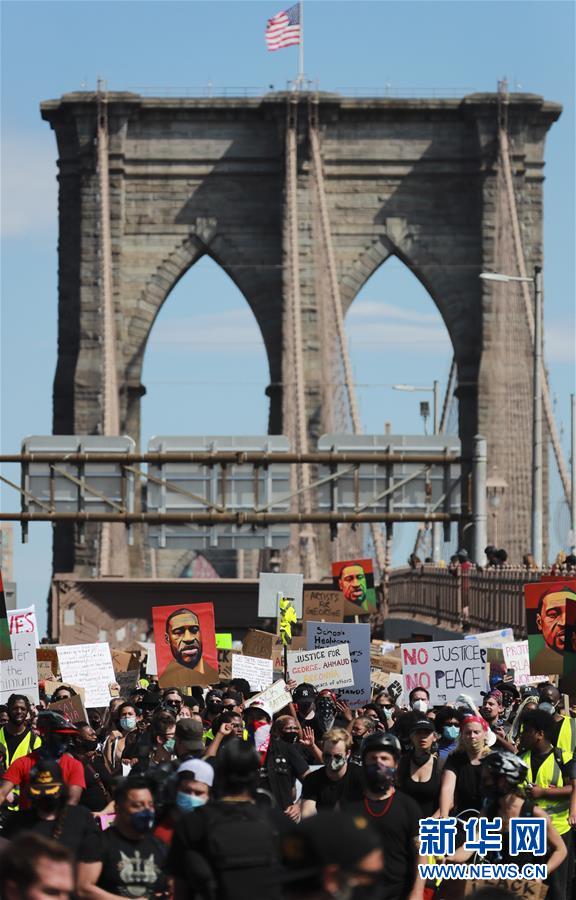 （国际）（5）美国各地举行&ldquo;六月节&rdquo;集会游行