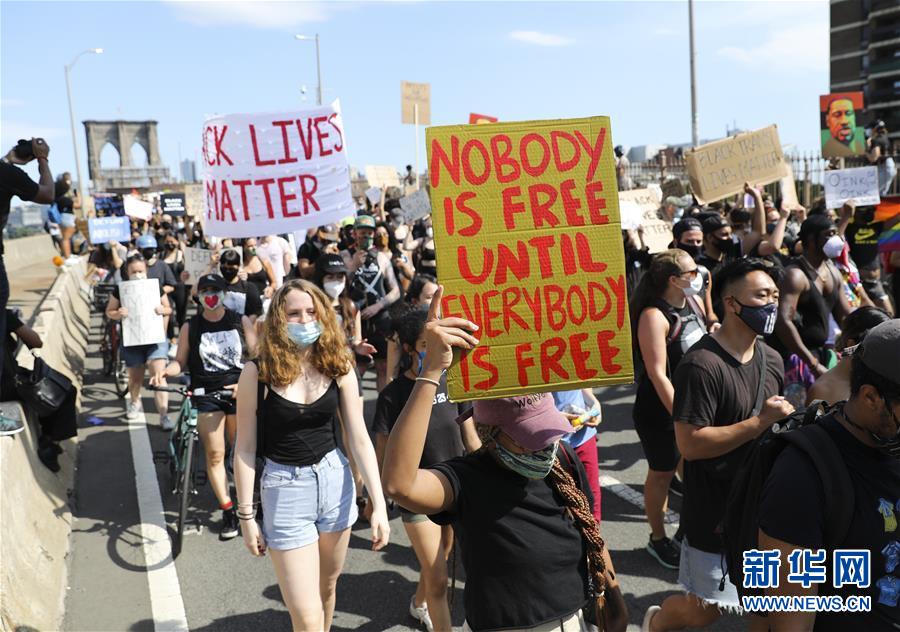 （国际）（7）美国各地举行&ldquo;六月节&rdquo;集会游行