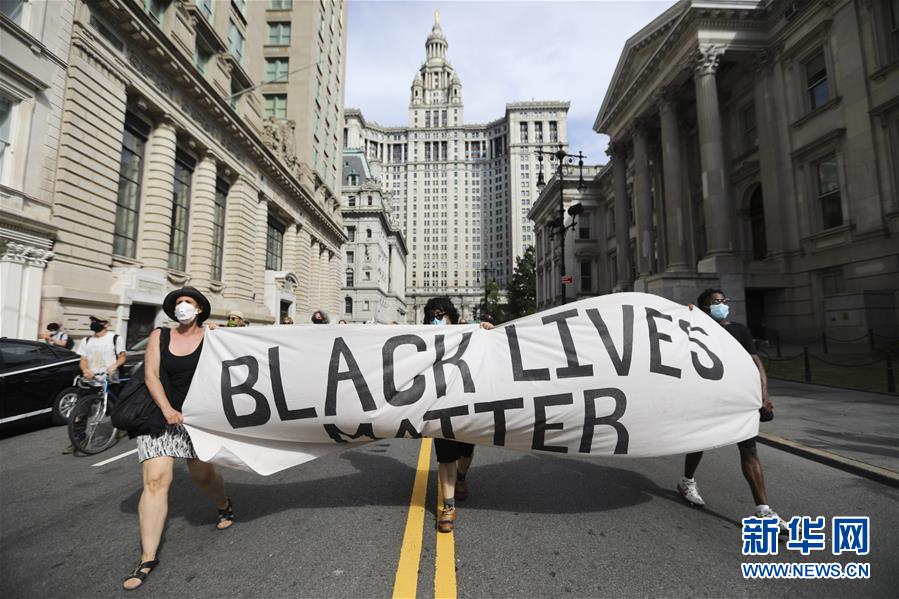 （国际）（8）美国各地举行&ldquo;六月节&rdquo;集会游行