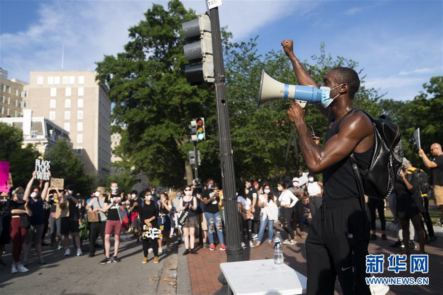 （国际）（13）美国各地举行&ldquo;六月节&rdquo;集会游行