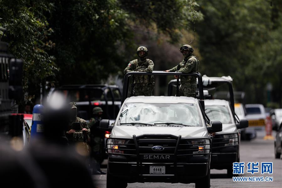 （国际）（4）墨西哥城警察局长遇袭受伤