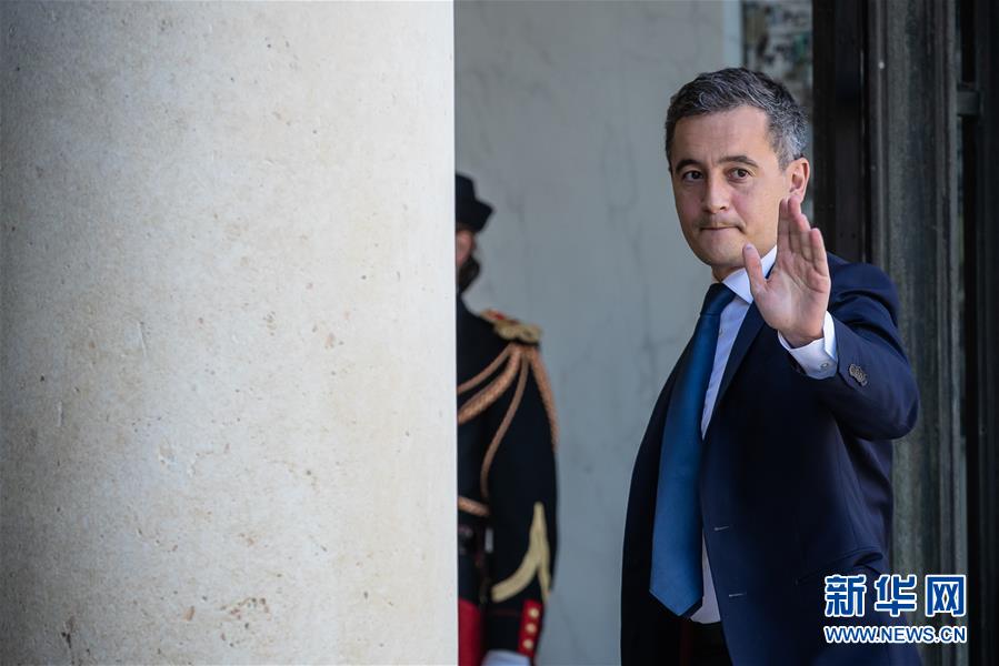 （国际）（2）法国新政府成员亮相