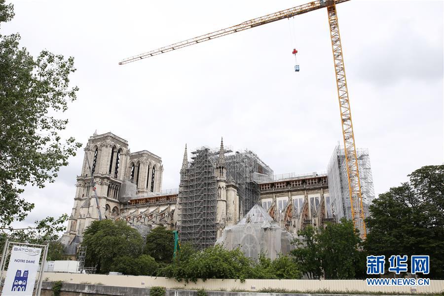 （國際）（2）法國考慮將“按原樣”重建被燒毀巴黎聖母院塔尖