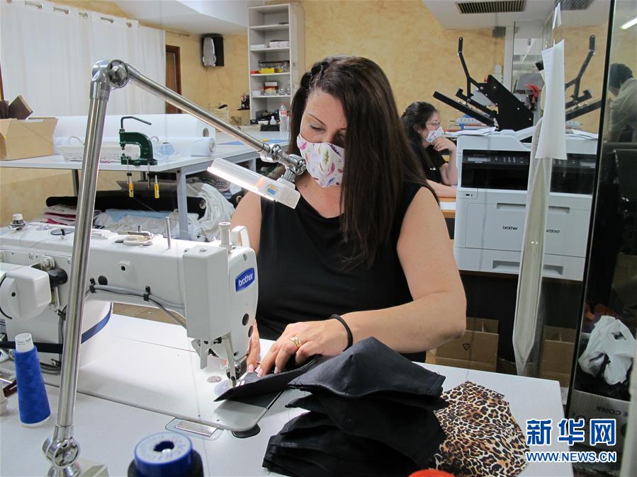（国际疫情）（5）西班牙：她将裁缝铺改造为口罩生产厂