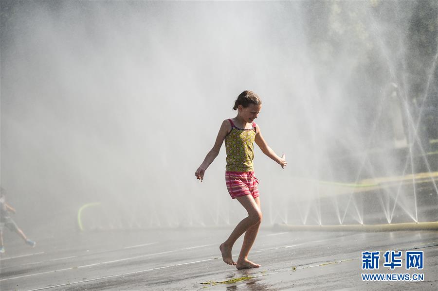 （国际）（3）维也纳遭遇高温天气