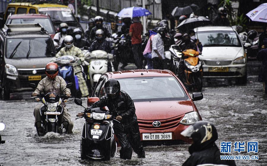 （国际）（3）孟买：雨季的城市交通