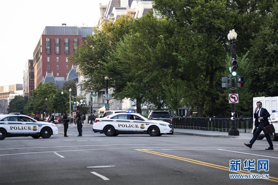 (国际)(2)白宫附近发生枪击事件 特朗普记者会被打断