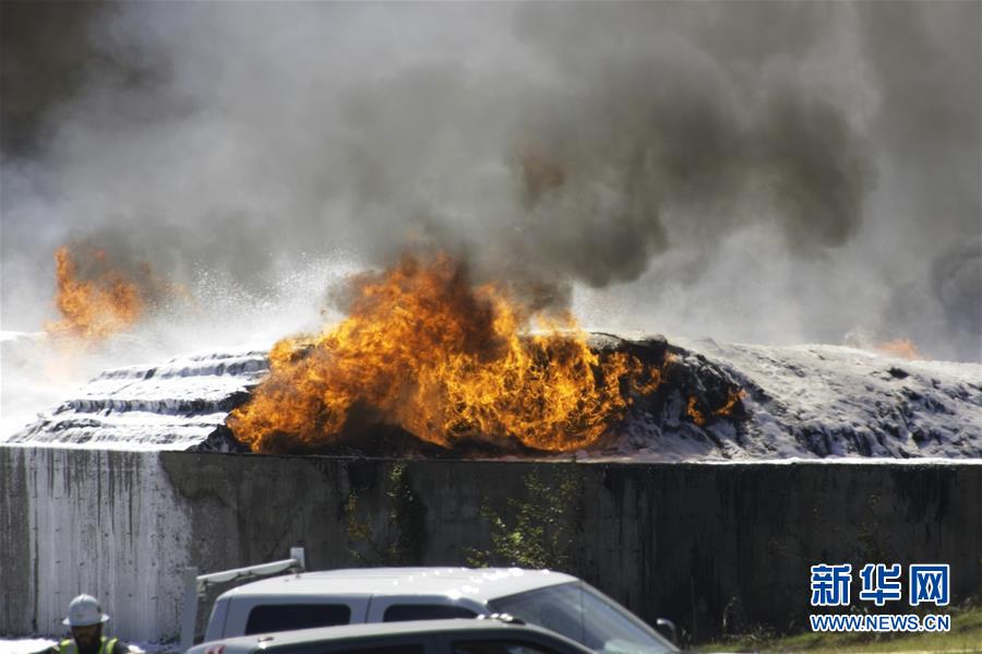 （国际）（4）美国得克萨斯州一存放塑料制品设施发生火灾 