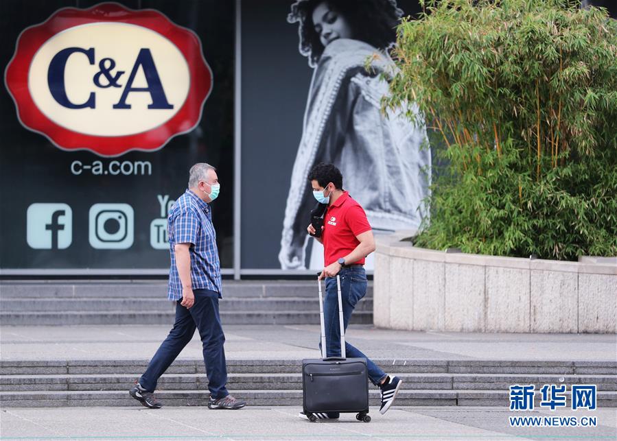 （国际）（4）法国疫情反弹 面临度假季与开学季“双重压力”