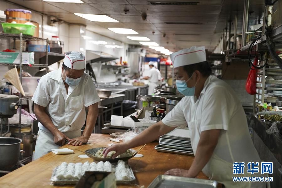 （国际疫情&middot;新华视界）（11）纽约华人酒楼&ldquo;变身&rdquo;大排档在疫情下重启