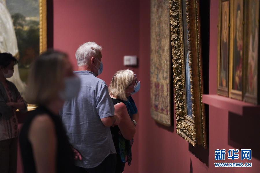（国际疫情）（7）纽约大都会艺术博物馆第五大道主馆重新开放