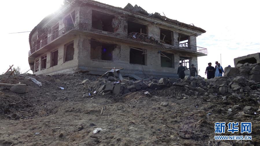 (国际)(1)阿富汗警察营地遇袭