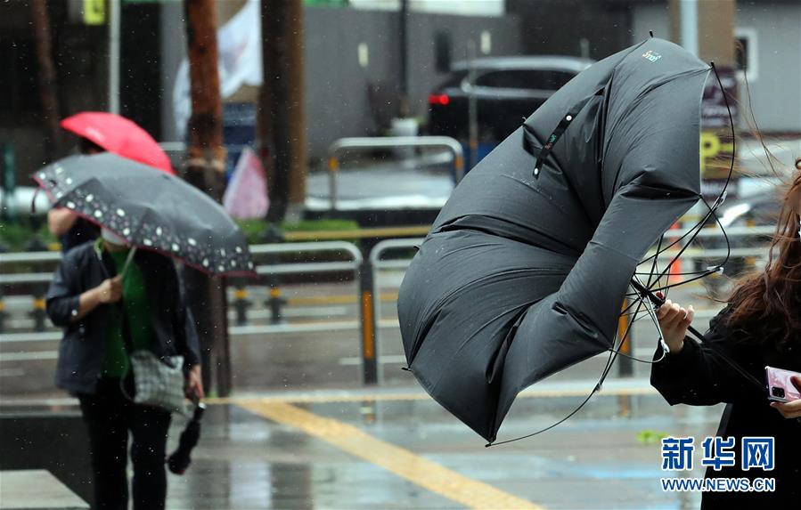 （国际）（1）超强台风“美莎克”过境韩国致1死1伤