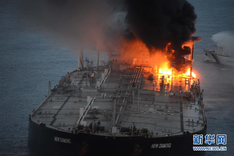 （国际）（3）一艘油轮在斯里兰卡东部海域着火 一名船员死亡