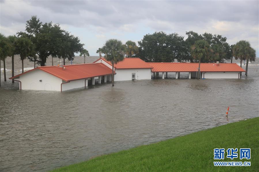 （国际）（1）飓风&ldquo;萨莉&rdquo;缓慢逼近美国墨西哥湾沿岸