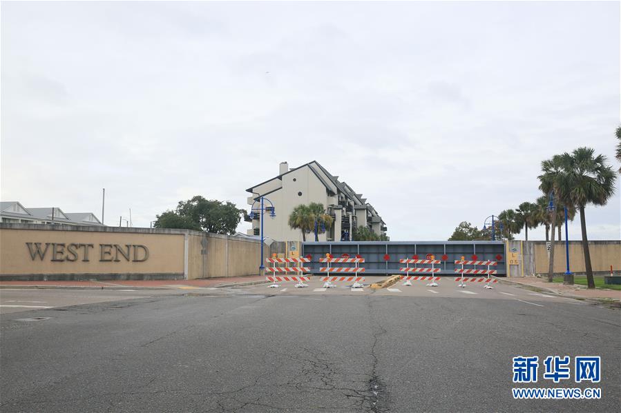 （国际）（9）飓风&ldquo;萨莉&rdquo;缓慢逼近美国墨西哥湾沿岸