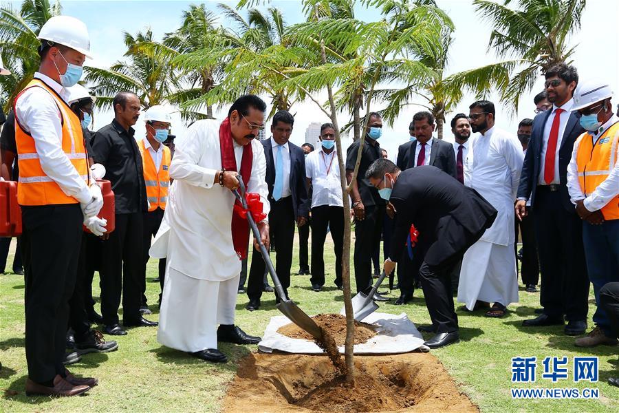 （國際）（1）斯裏蘭卡總理點讚科倫坡港口城建設