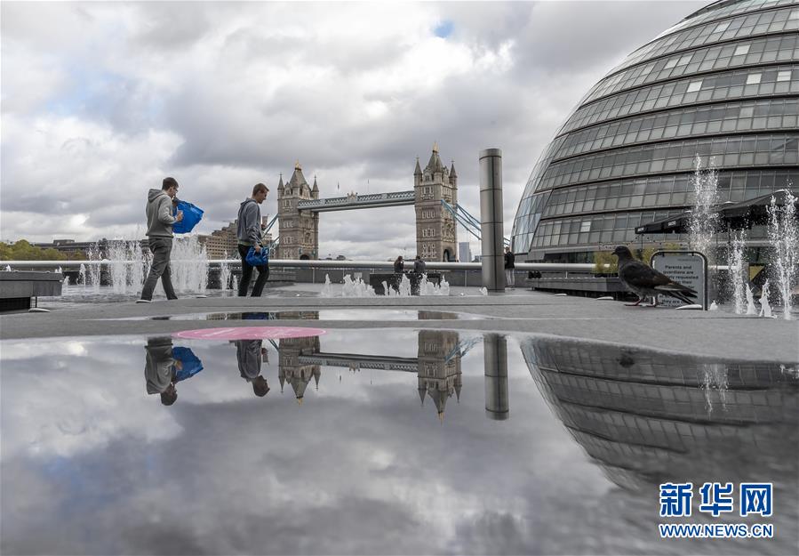 （国际疫情）（2）英国日增新冠病例数大增 政府说是&ldquo;技术问题&rdquo;