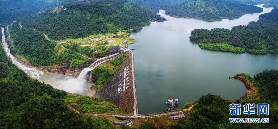 （国际&middot;图文互动）（1）通讯：践行绿色发展　持续造福民生&mdash;&mdash;记中国华电柬埔寨额勒赛水电站项目