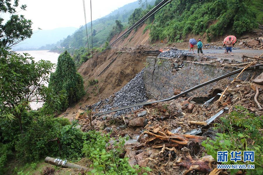 （国际）（1）越南中部等地暴雨已致28人死亡
