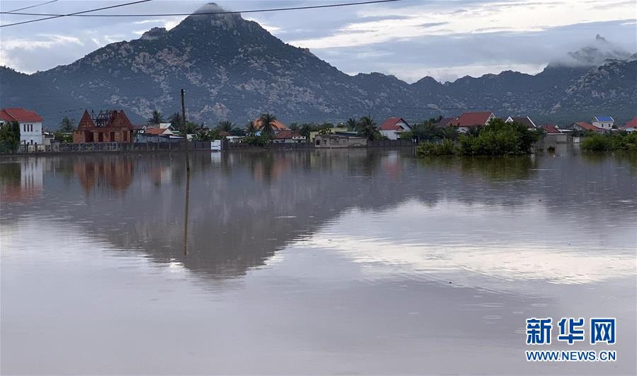 （国际）（2）越南中部等地暴雨灾害已致55人死亡