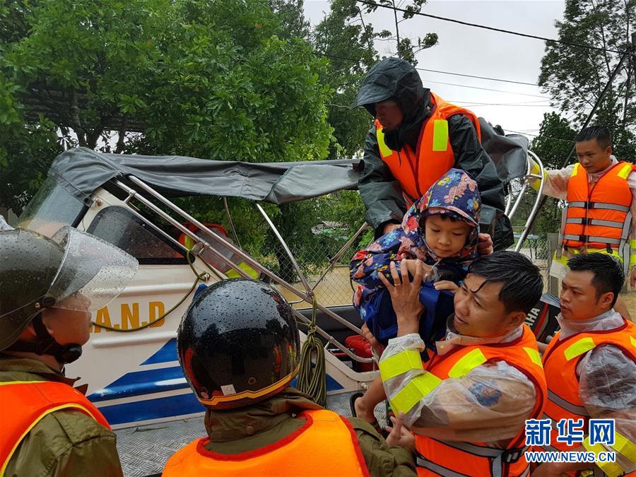 （国际）（3）越南北部和中部等地暴雨和台风致62人死亡