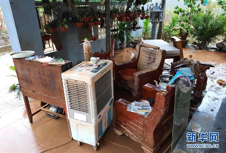 （国际）（2）越南中部等地暴雨灾害已致105人死亡