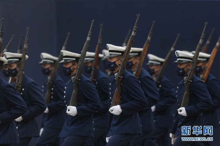 （国际）（5）巴西庆祝飞行员日和空军日