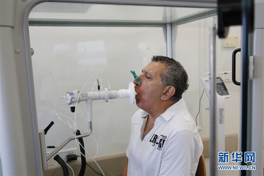 （国际疫情）（1）以色列：新冠康复患者接受肺部检查