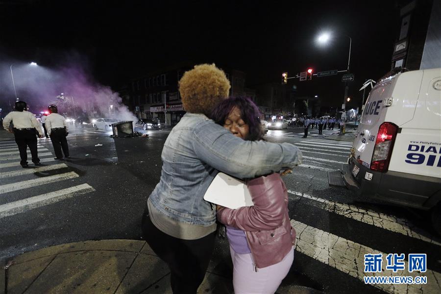 （国际）（3）美国费城警察枪杀黑人引发抗议冲突约30名警察受伤