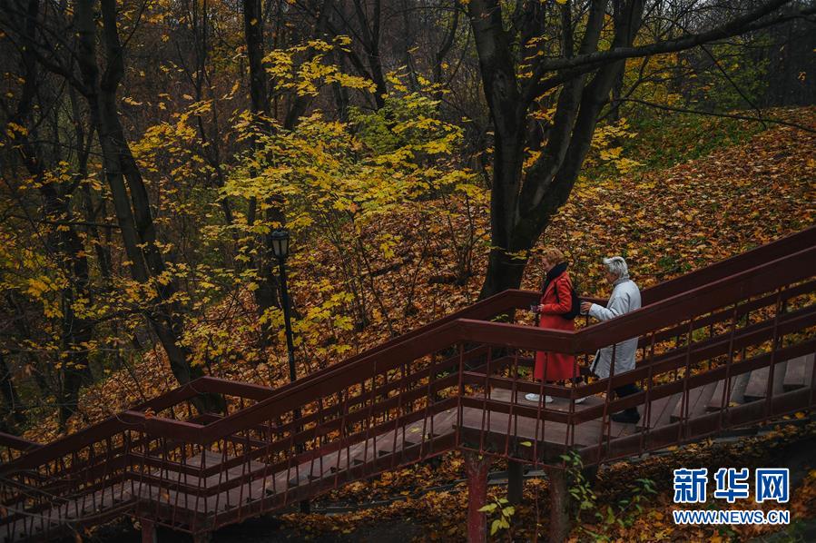 （国际）（7）科罗缅斯克庄园秋色