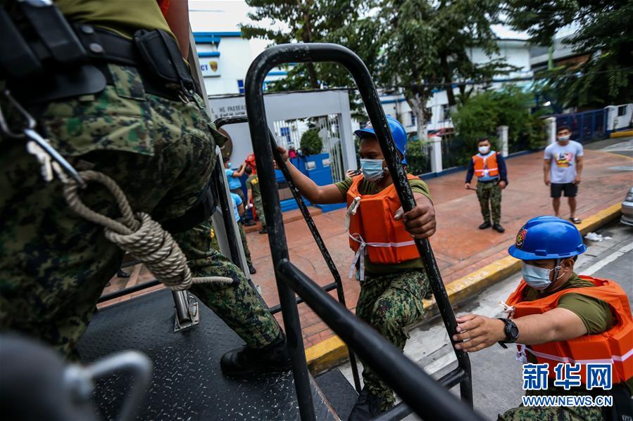 （国际）（2）台风&ldquo;天鹅&rdquo;登陆菲律宾 约百万居民被疏散
