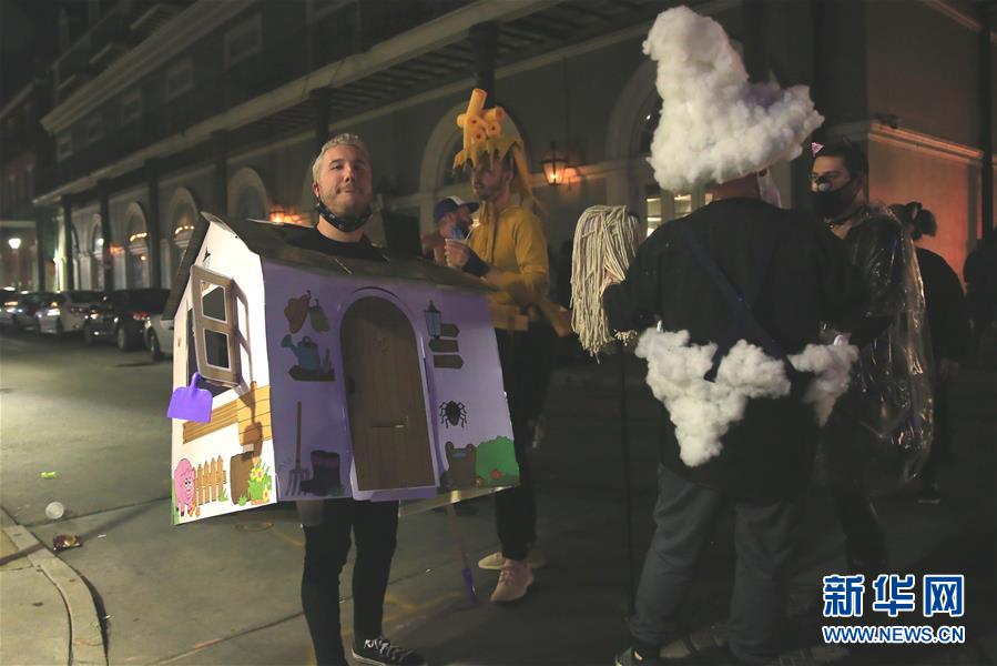 （国际）（2）美国多地庆祝万圣夜 