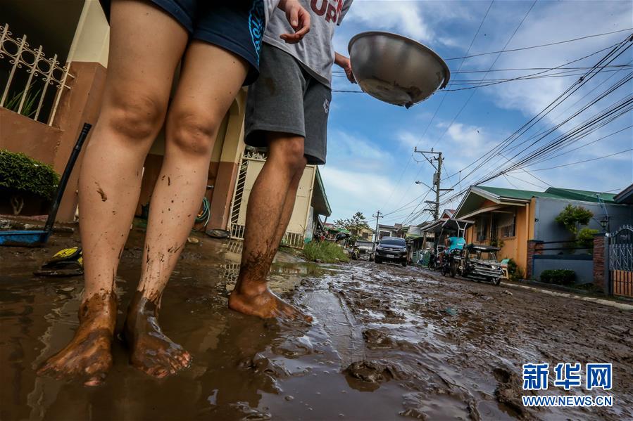 （国际）（4）台风&ldquo;天鹅&rdquo;已致菲律宾至少16人死亡