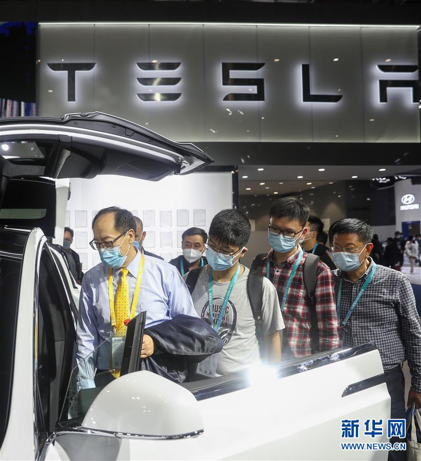 （第三届进博会）（3）新能源汽车闪亮第三届进博会&nbsp;