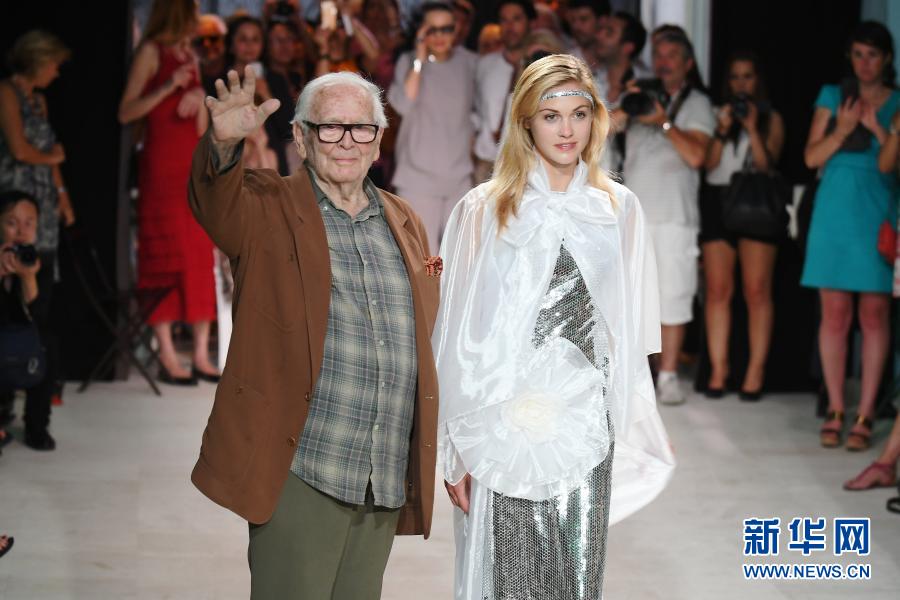 法国著名服装设计师皮尔·卡丹逝世 享年98岁