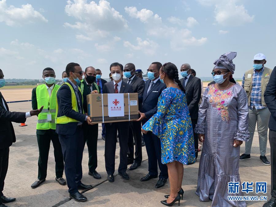 关注：首批中国援助新冠疫苗10日运抵刚果（布）