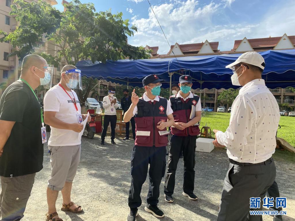 中国抗疫专家组在老挝北部指导疫情防控赢赞誉