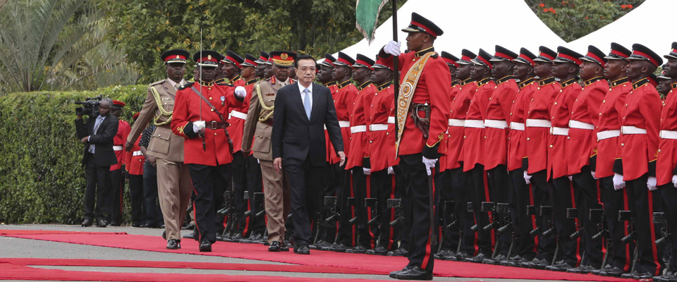 肯尼亚总统为李克强举行隆重欢迎仪式