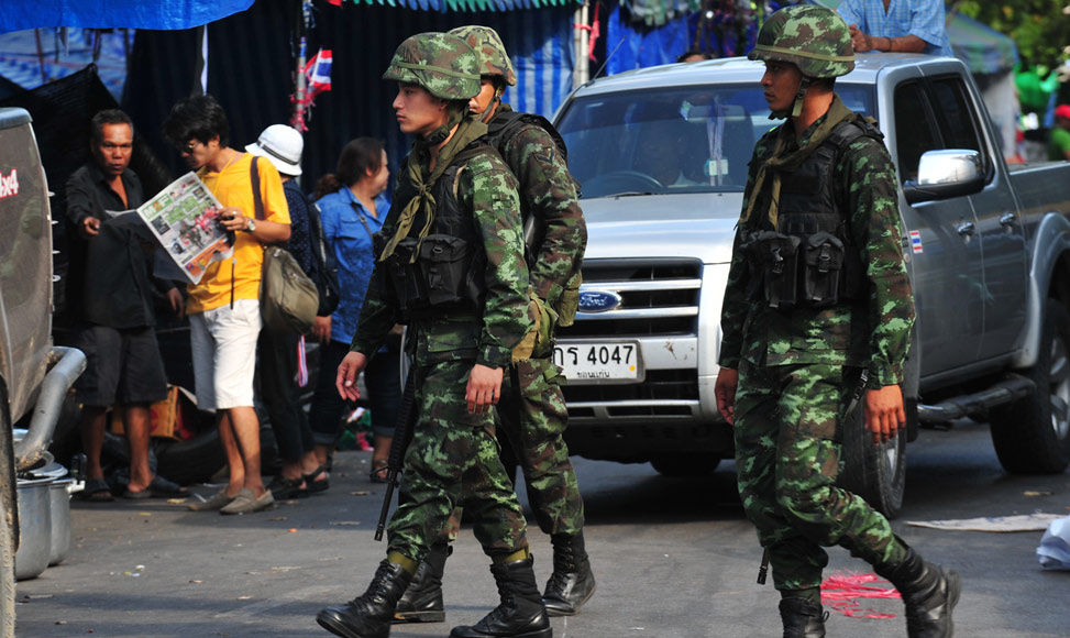 泰國軍方宣布政變 憲法被“暫時中止”