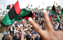 的黎波里民众游行庆祝卡扎菲之死