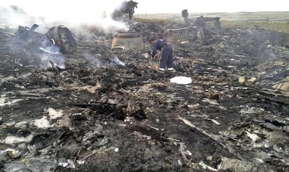 一架马来西亚客机在乌克兰东部坠毁