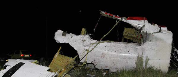 直击马航MH17客机坠毁现场