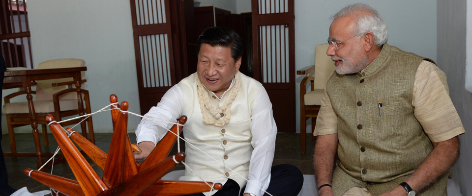 習近平在印度總理莫迪陪同下訪問古吉拉特邦