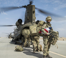 美英撤军 谁该填补阿空白？