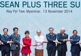 李克强在第十七次东盟与中日韩领导人会议上讲话