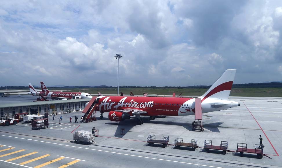 亚洲航空一架从印尼飞往新加坡的客机失联（高清组图）