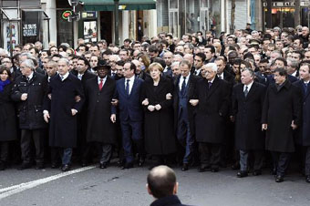 巴黎举行反恐大游行