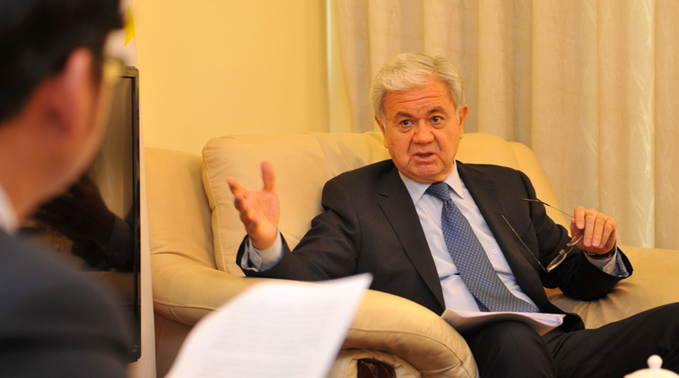 塔吉克斯坦驻华大使阿利莫夫接受新华网记者专访